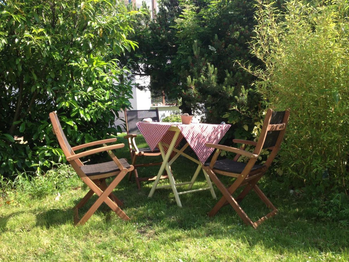 Hering Fewo I Apartment Terrace Wiek auf Ruegen Luaran gambar